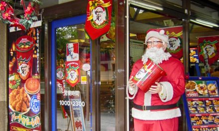 La navidad con pollo del KFC (🥺🥺🥺)